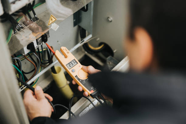 Best Circuit Breaker Repair  in Medford, MN